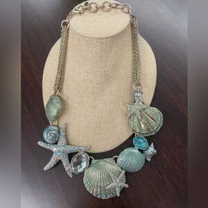 NWOT Rare St. Thomas Statement Necklace